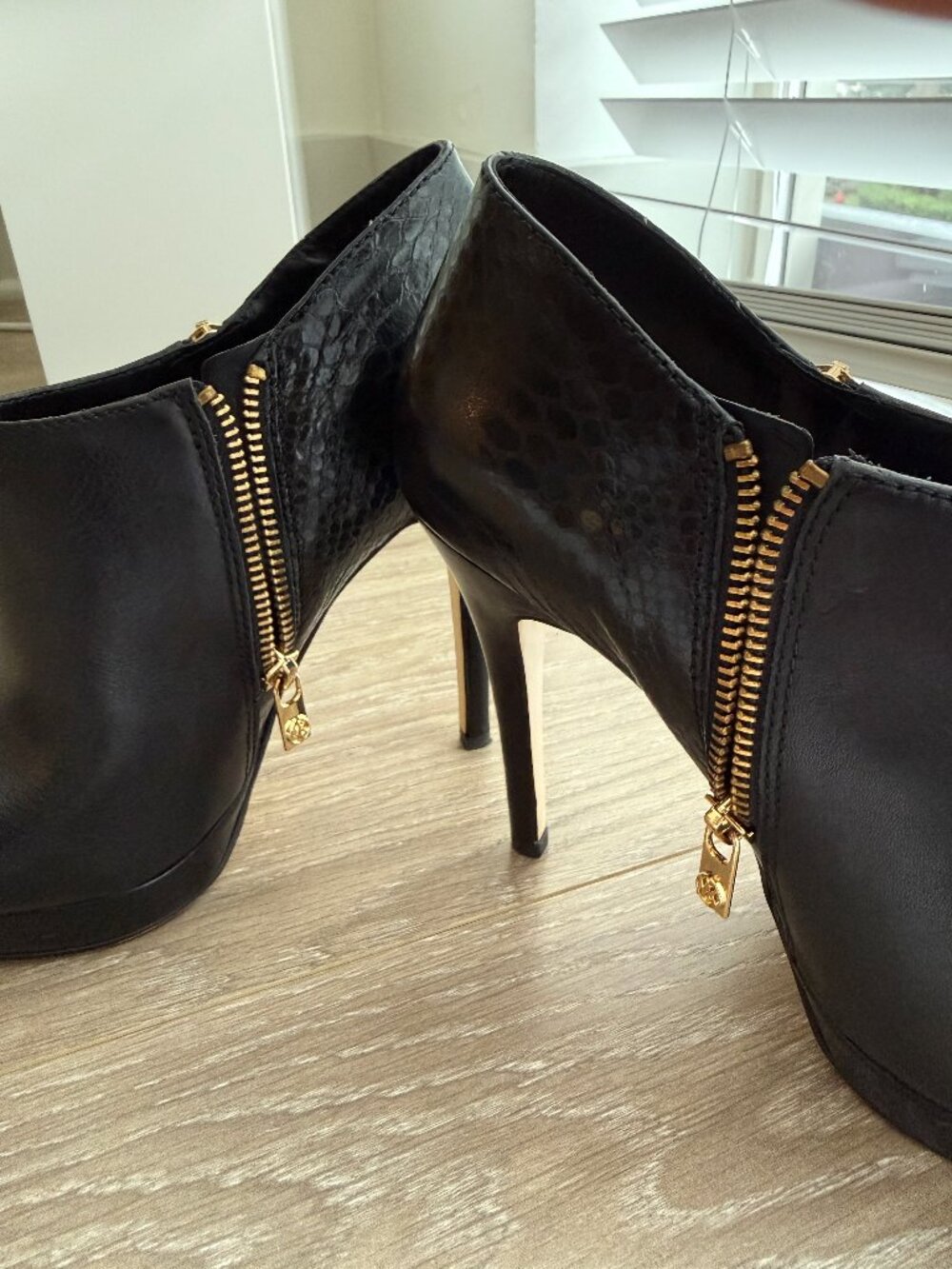Michael Kors York Black High Heel Ankle Boots - Picture 6 of 11